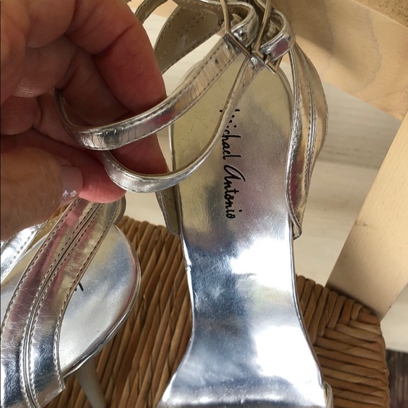 Shoes, Michael Antonio Silver 5 inch heels, Sz 10 - Picture 6 of 8